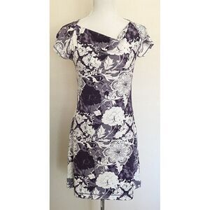 Title Nine Dress Woman's Sz XS Stretch Purple White Floral Cap Sleeve Mini‎ Golf